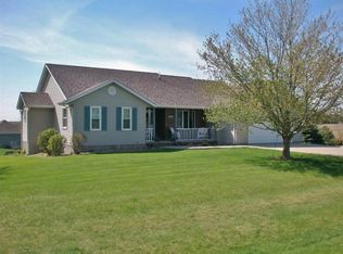 313 Lincoln Valley Dr, State Center, IA 50247