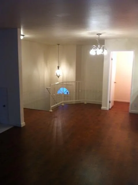 3 bed, 2.5 bath, 1300 sqft, $4,300 — Photo 3