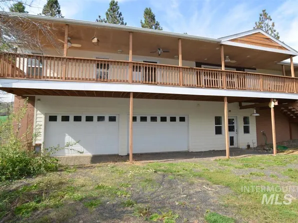 208 Larch Rd, Kamiah, ID 83536
