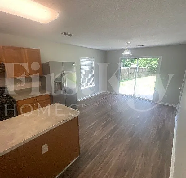 7983 Long Shadow Ln — Photo 5