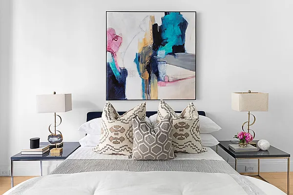 Sold by Compass | media 33