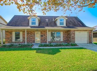 2940 Baywood Dr, Gretna, LA 70056