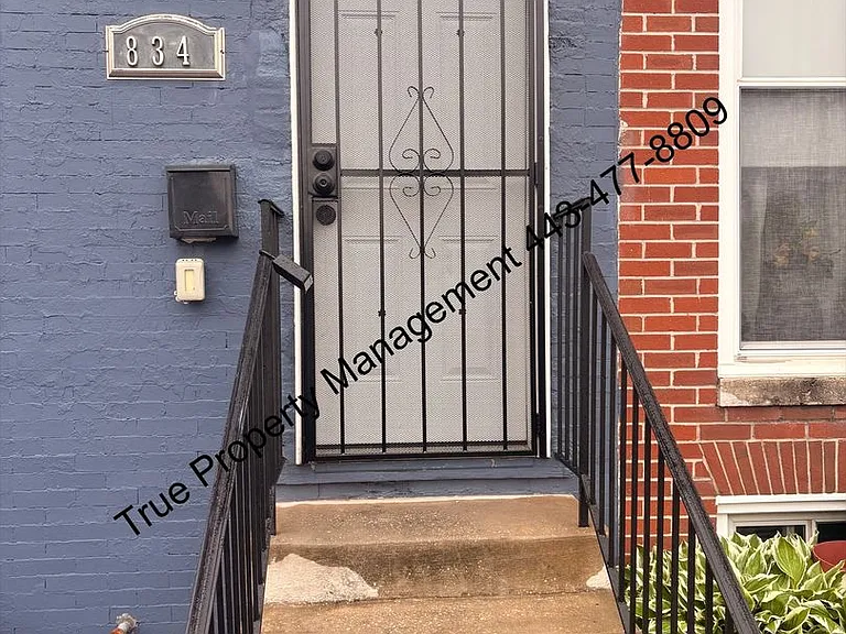 834 N Stricker St — Photo 1