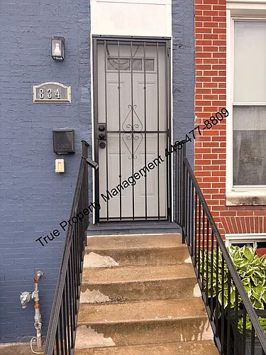 834 N Stricker St Photo 1