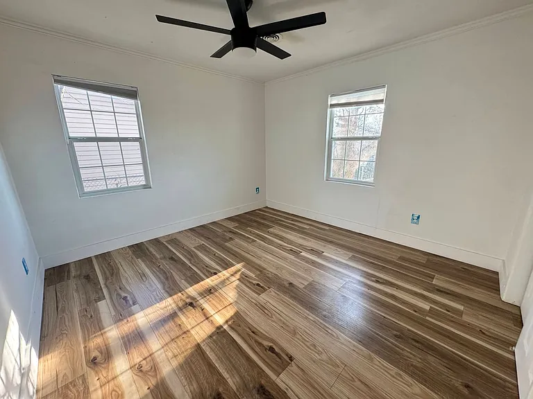 803 Hill St — Photo 10