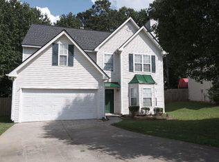 690 Meadow Walk Ave, Lawrenceville, GA 30044