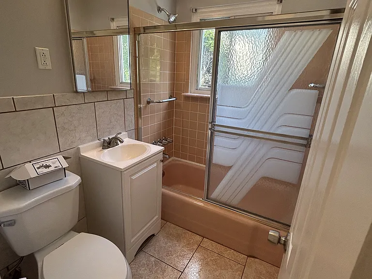 34 Lockwood Ave #2 — Photo 9