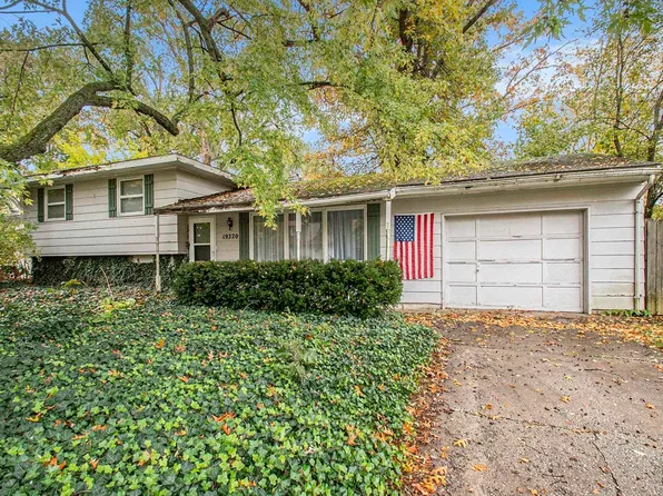 19320 Haviland Dr, South Bend, IN 46637