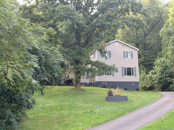 124 Lily Lake Road, Highland, NY 12528