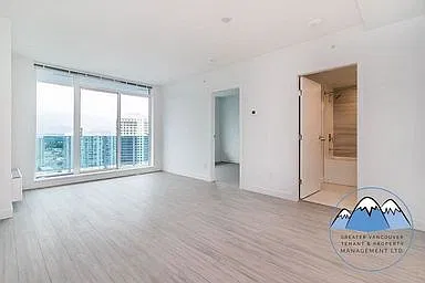 13615 Fraser Hwy — Photo 4