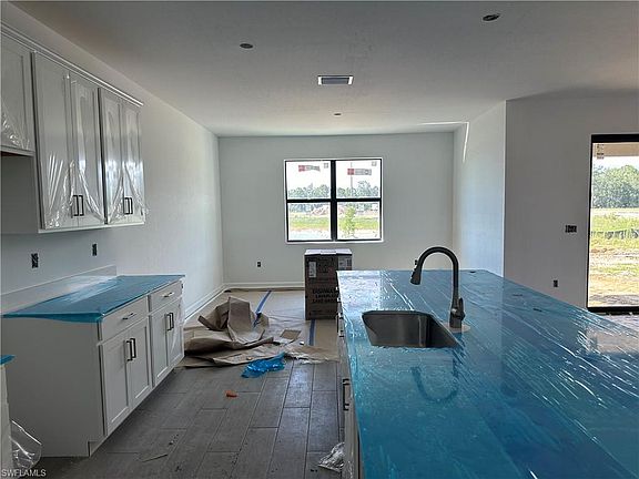 2nd image of 10891 Timber Creek DR
