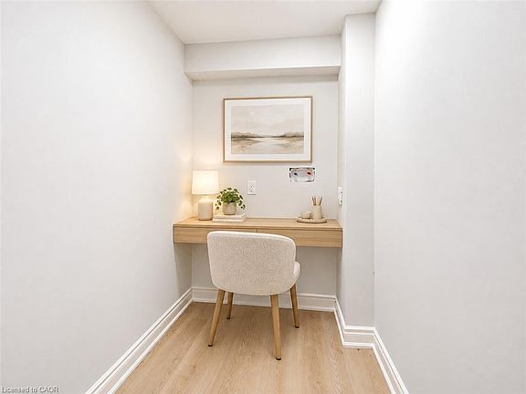 5th image of 17 Monarch St
