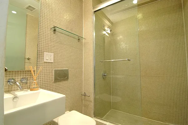 Rented by Compass | media 25