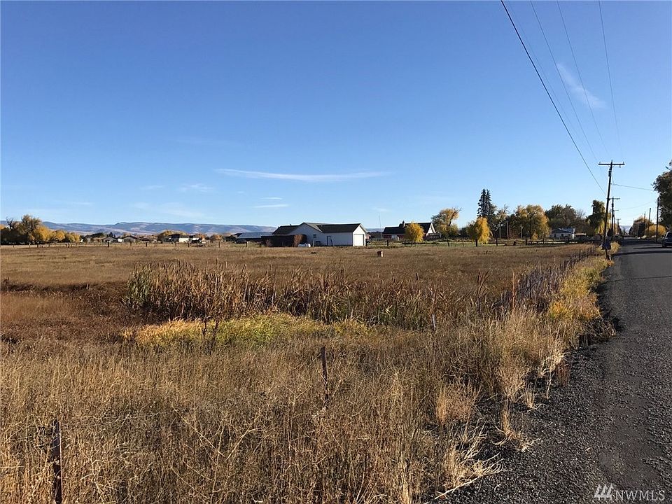 2nd image of 1903 Judge Ronald Rd