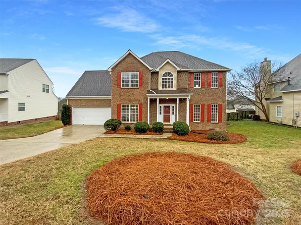 4828 Covington Dr NW, Concord, NC 28027