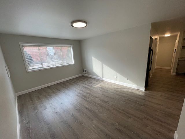 1st image of 515 S Milwaukee Ave APT 4