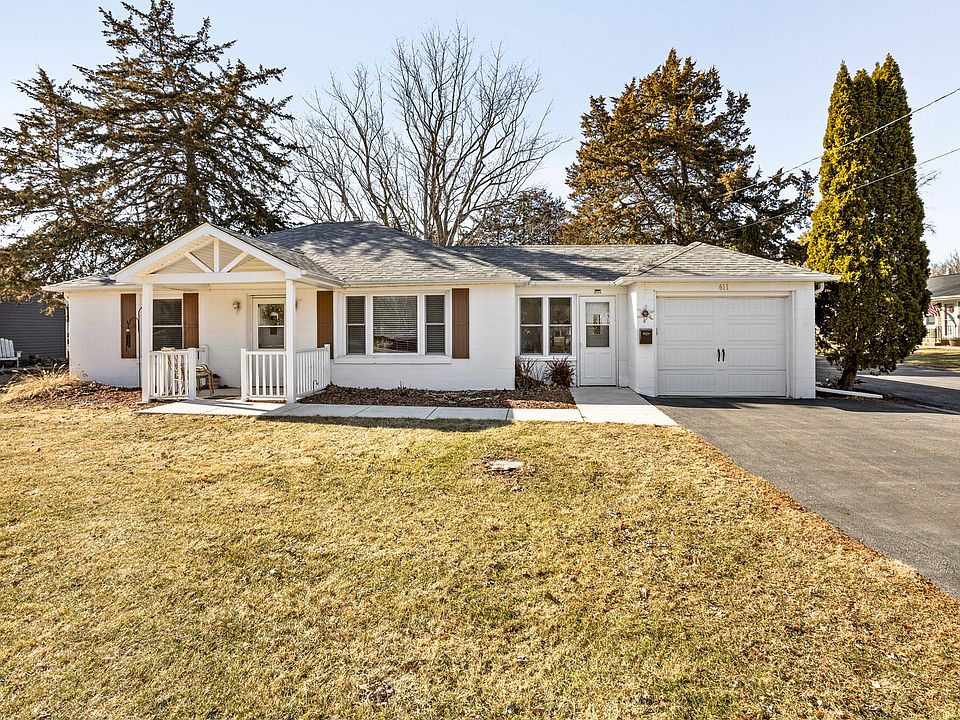 1st image of 611 N West St