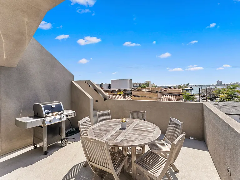 3928 Haines St — Photo 32