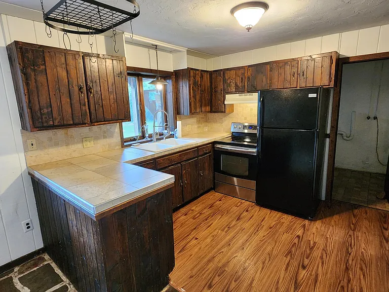 780 Company Farm Rd — Photo 5