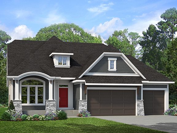 Smithtown A 3-Car