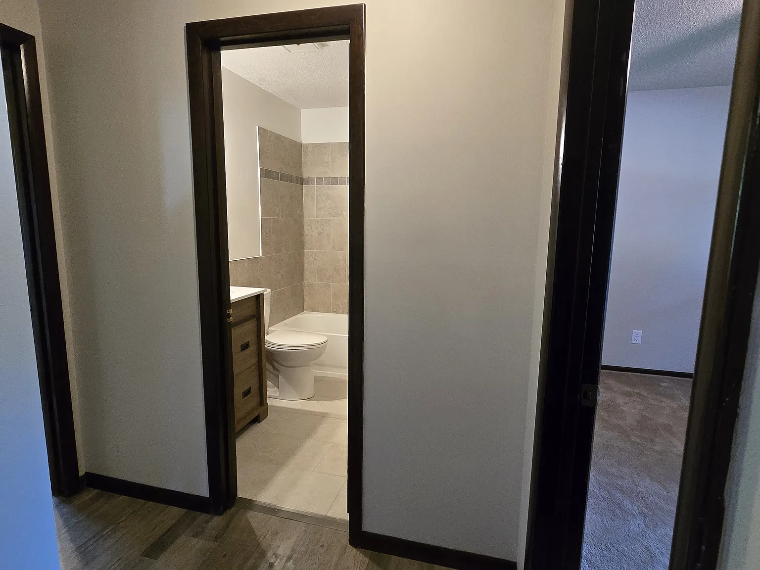 2 bed, 930 sqft, $1,100 — Photo 4