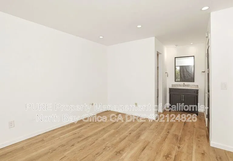 455 Enterprise Dr — Photo 12