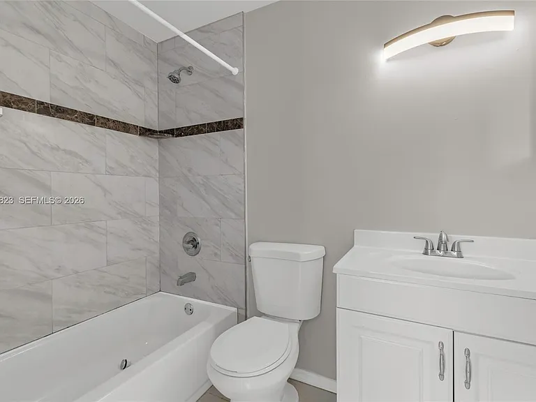16640 Hemingway Dr #16640 — Photo 19