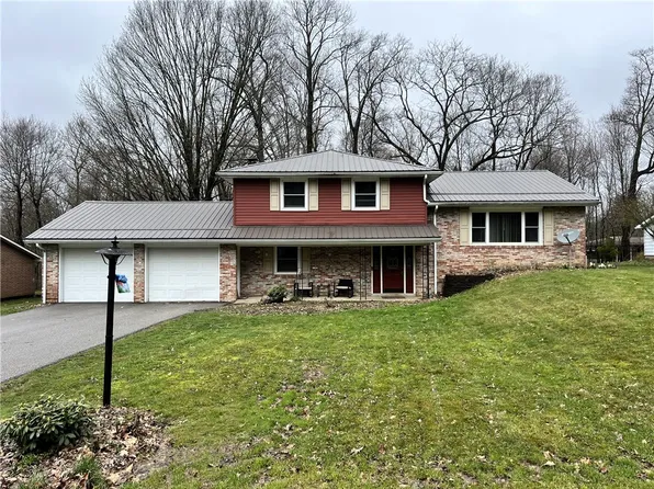 1228 Carmont Dr, Meadville, PA 16335