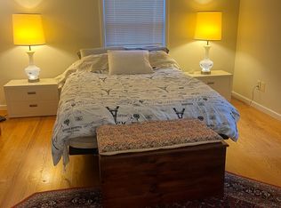 13 Sheldon Dr, Poughkeepsie, NY 12603