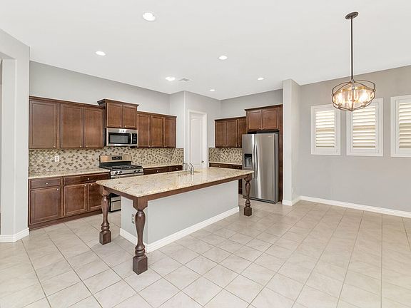 3rd image of 3276 E Louise Dr