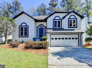 165 River Terrace Ct, Roswell, GA 30076