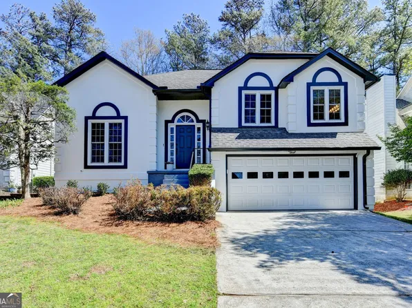 165 River Terrace Ct, Roswell, GA 30076