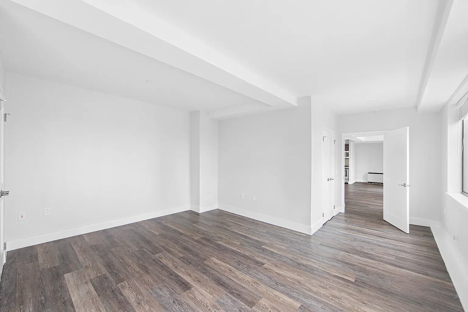 354 East 91st Street — Photo 2