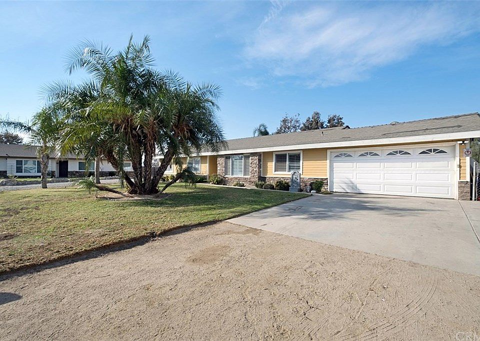 1st image of 2954 Driftwood Pl