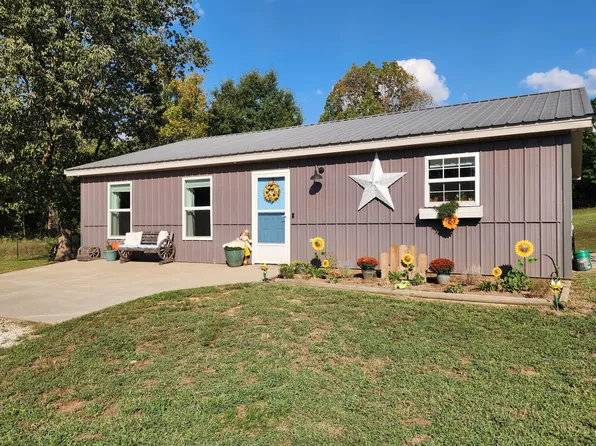 5606 S 111th Road, Willard, MO 65781