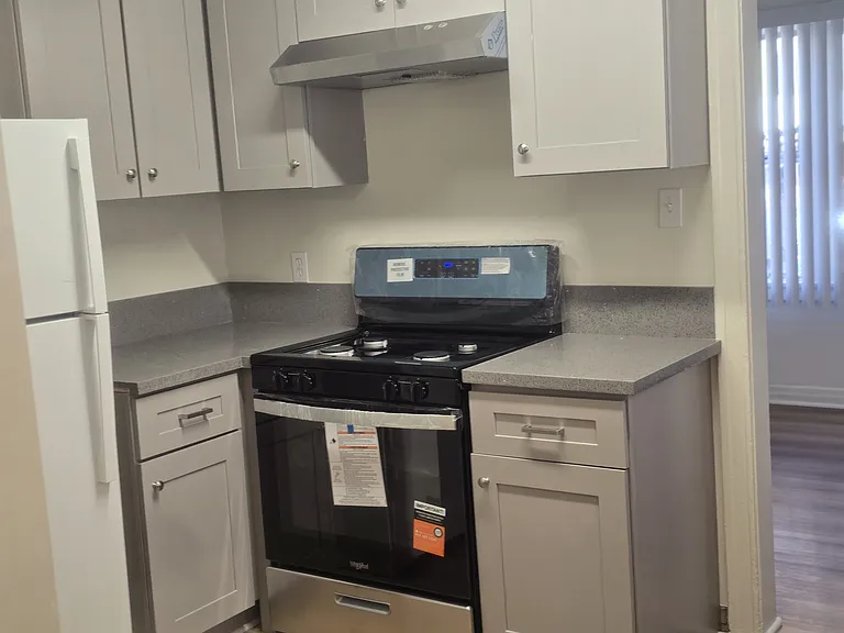 2640 S Manhattan Pl #2640 — Photo 7