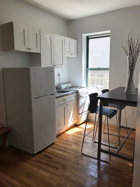 1st image of 248 W 64th St APT 6E