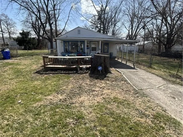 1253 E Lawrence St, Decatur, IL 62521