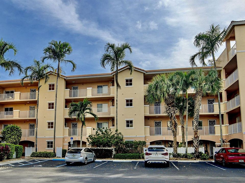 1st image of 5842 Crystal Shores Dr APT 306