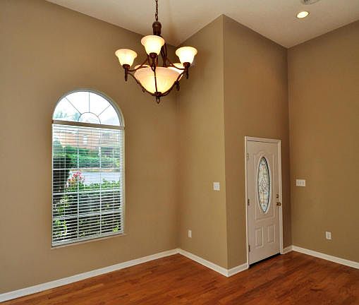 4th image of 7014 Brickton Way