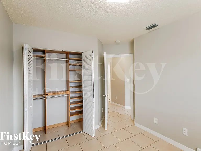 13921 SW 173rd Ter — Photo 15