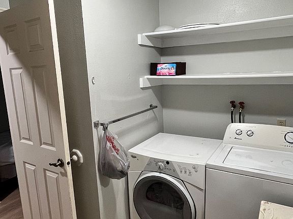 Unit Photo