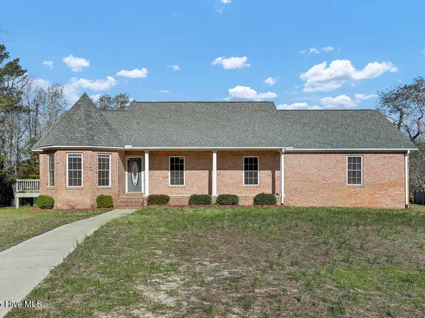 224 Topsail Watch Drive, Hampstead, NC 28443