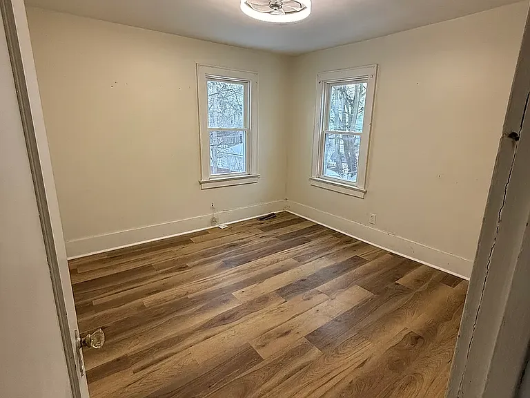 467 Benton St #2 — Photo 10