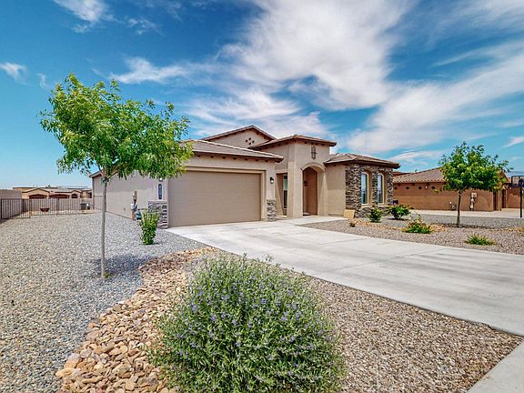 3rd image of 8001 Marigold Dr NW