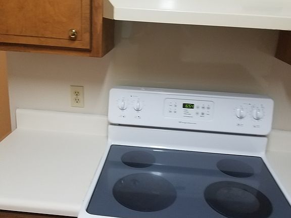 5th image of 6126 Vinnie Dr APT B