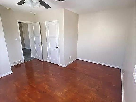 2nd image of 600 Redwood Ave