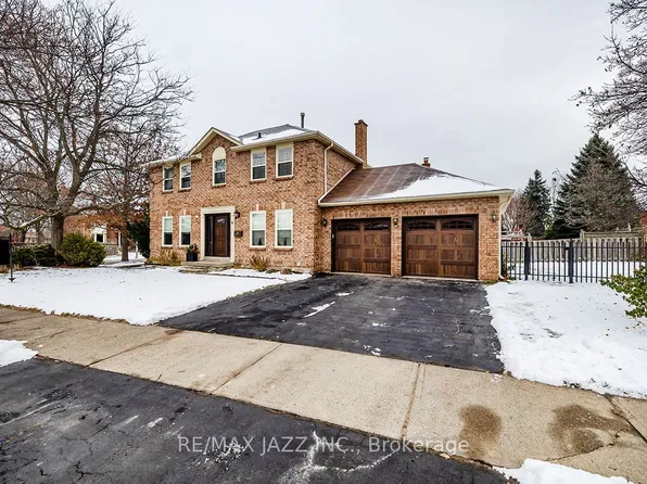 81 Burgby Ave, Brampton, ON L6X 3E2