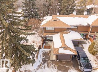 88 Hearthstone NW, Edmonton, AB T6H5E5