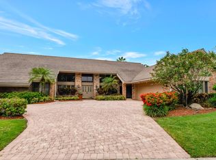 19683 Oakbrook Cir, Boca Raton, FL 33434